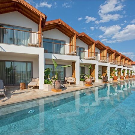 Day One Beach Resort & Spa - Adult Only Alanya Esterno foto The hotel's pool
