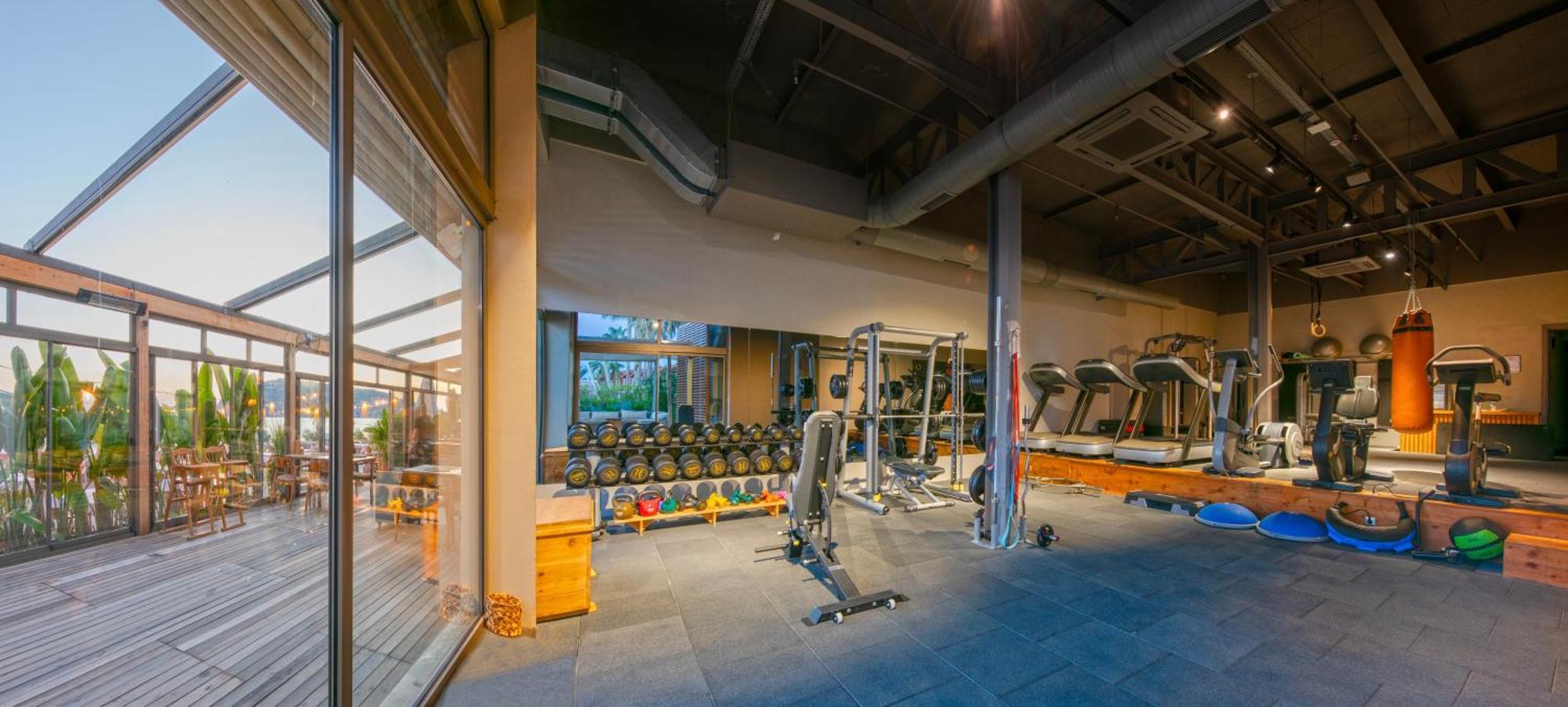 Day One Beach Resort & Spa - Adult Only Alanya Esterno foto The gym at the hotel