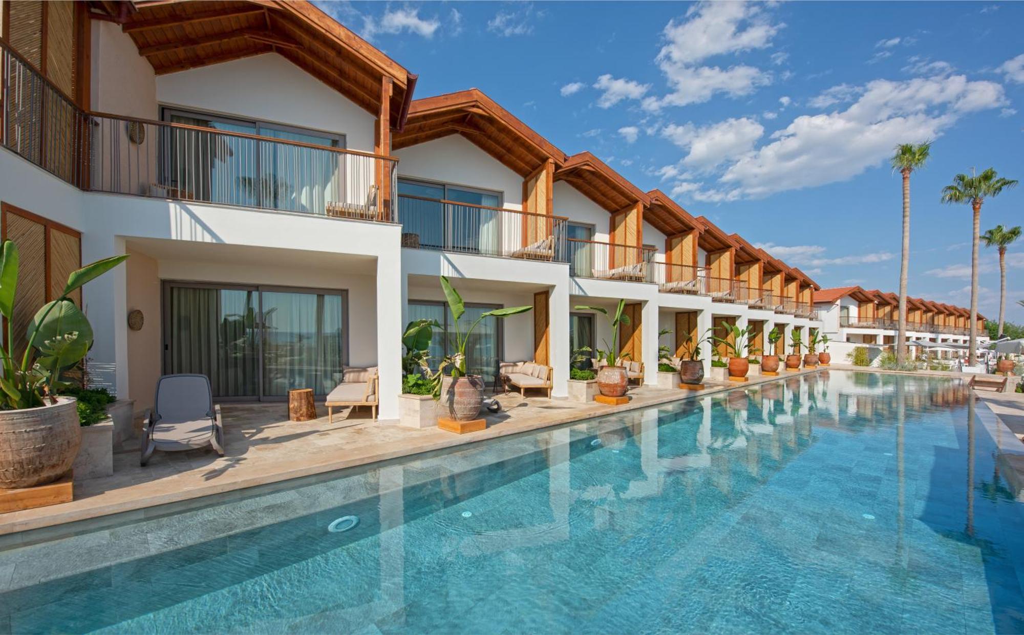Day One Beach Resort & Spa - Adult Only Alanya Esterno foto The hotel's pool